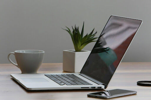 How Technology Empowers Borrowers to Make Informed Title Loan Decisions